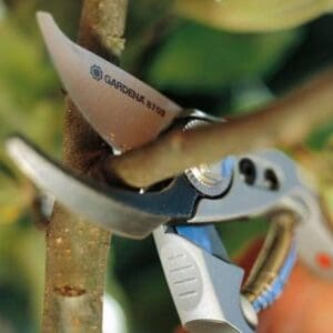 Gardena Bypass Secateurs
